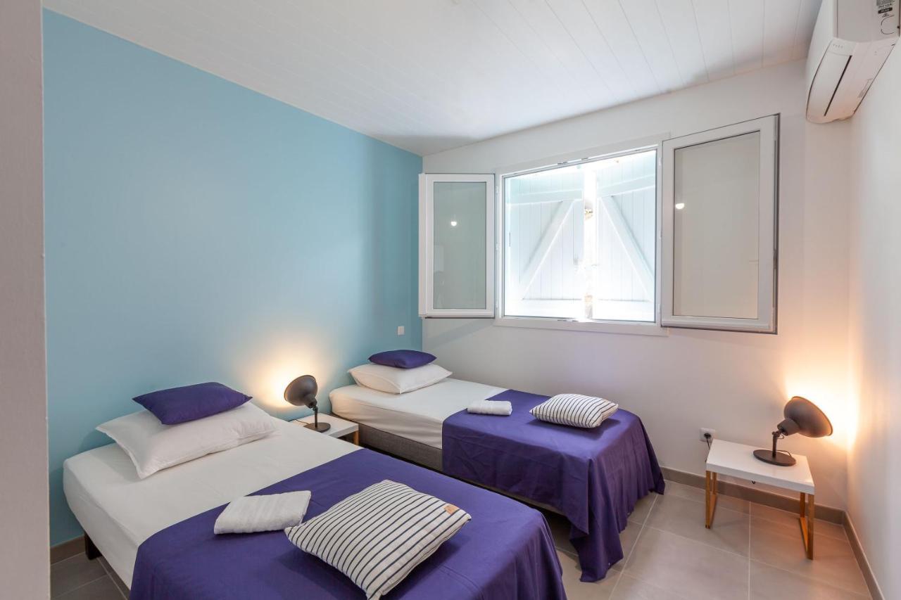 Seacove & Seaside Villas, Classees 4 Etoiles Ле-Труаз-Иле Экстерьер фото